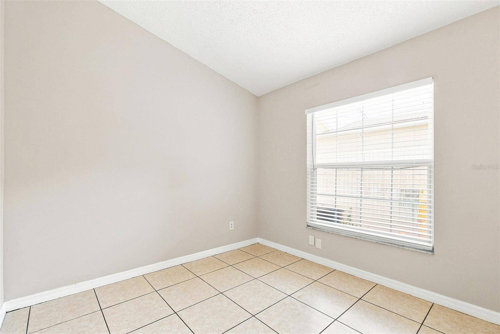 4758 MUIR VILLAGE, Orlando, FL 32808 4758 MUIR VILLAGE, Orlando, FL 32808