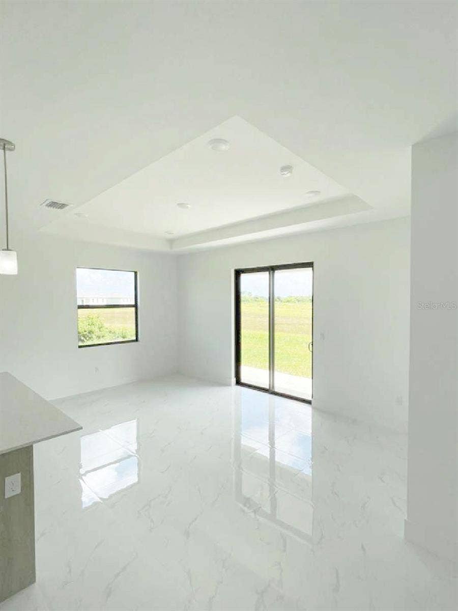 9031 W CASTLE CIRCLE, Labelle, FL 33935