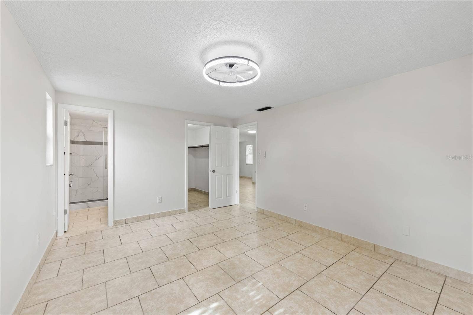 2550 LAWLER LANE, Deltona, FL 32738