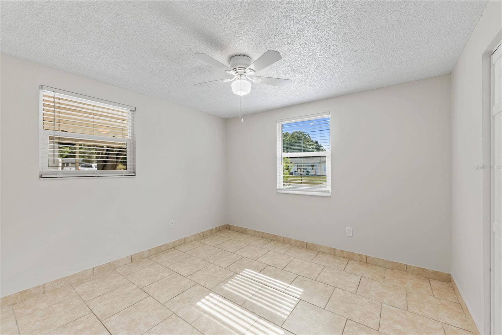 2550 LAWLER LANE, Deltona, FL 32738