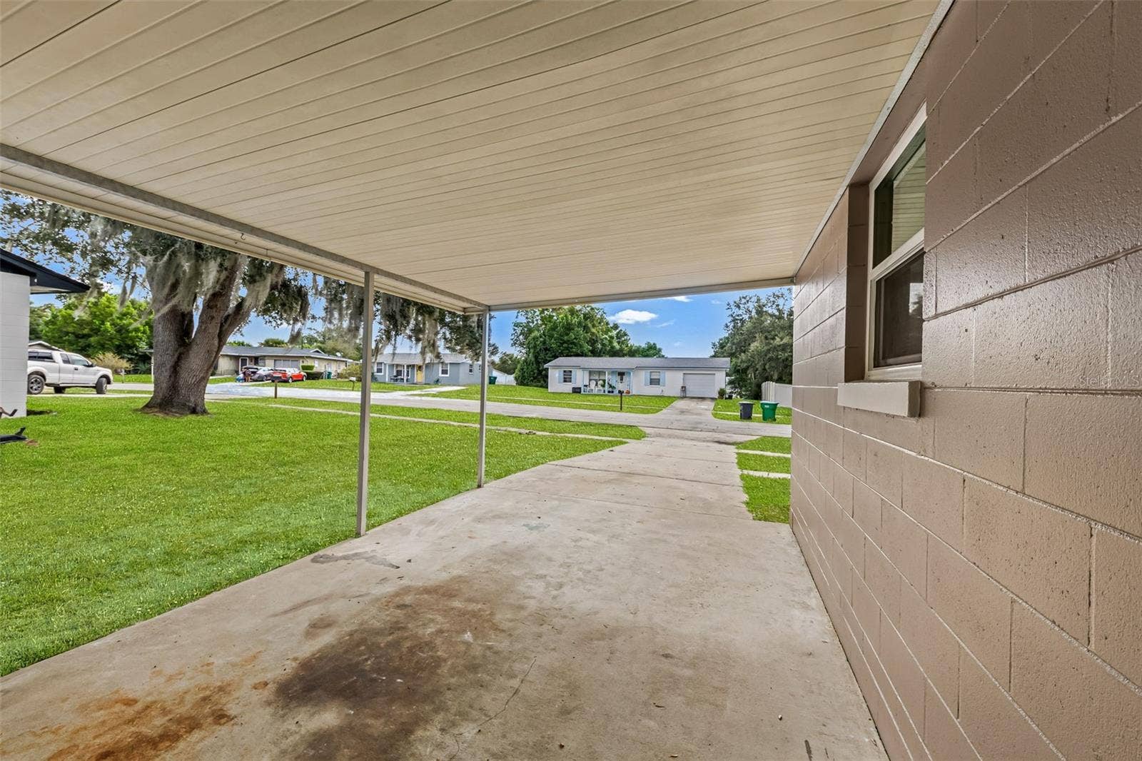 2550 LAWLER LANE, Deltona, FL 32738