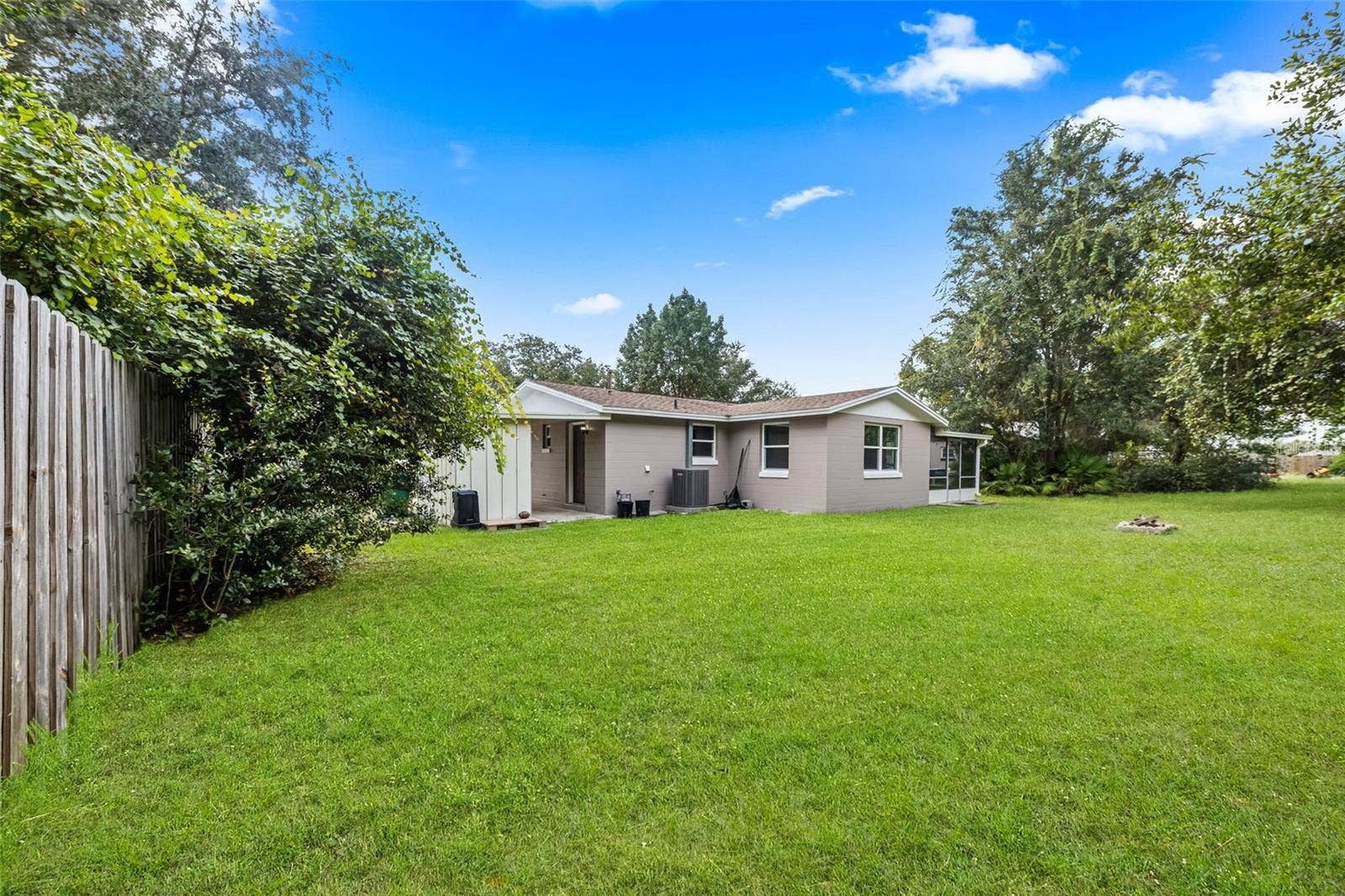 2550 LAWLER LANE, Deltona, FL 32738