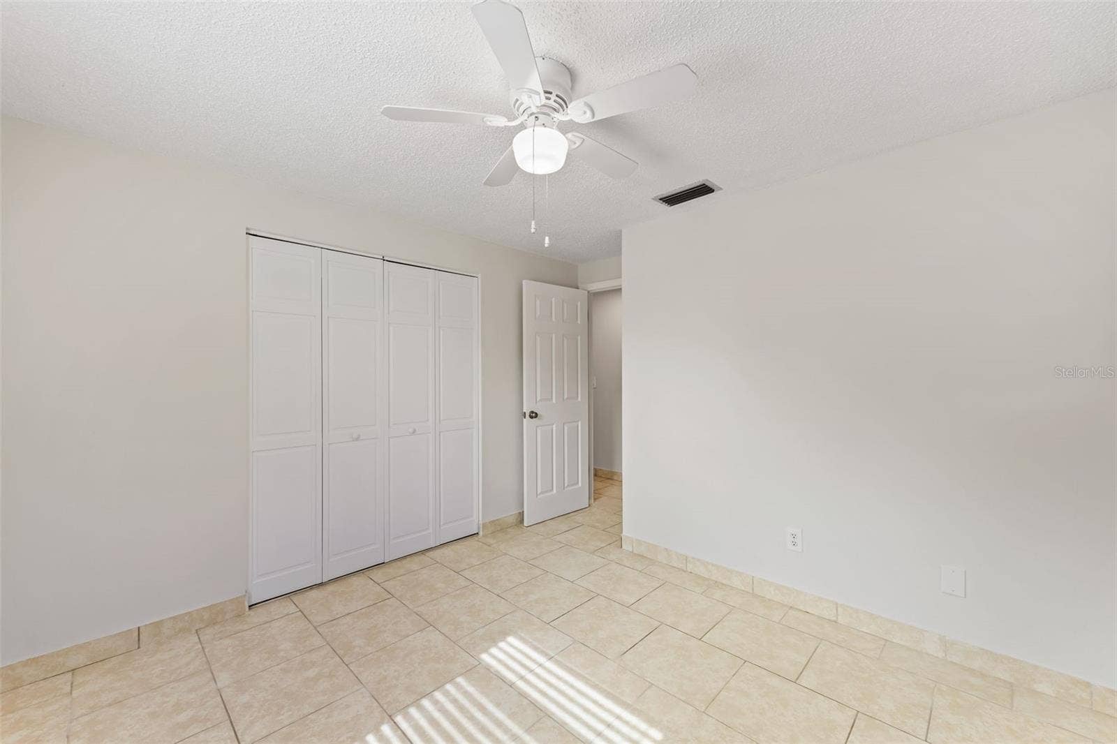 2550 LAWLER LANE, Deltona, FL 32738