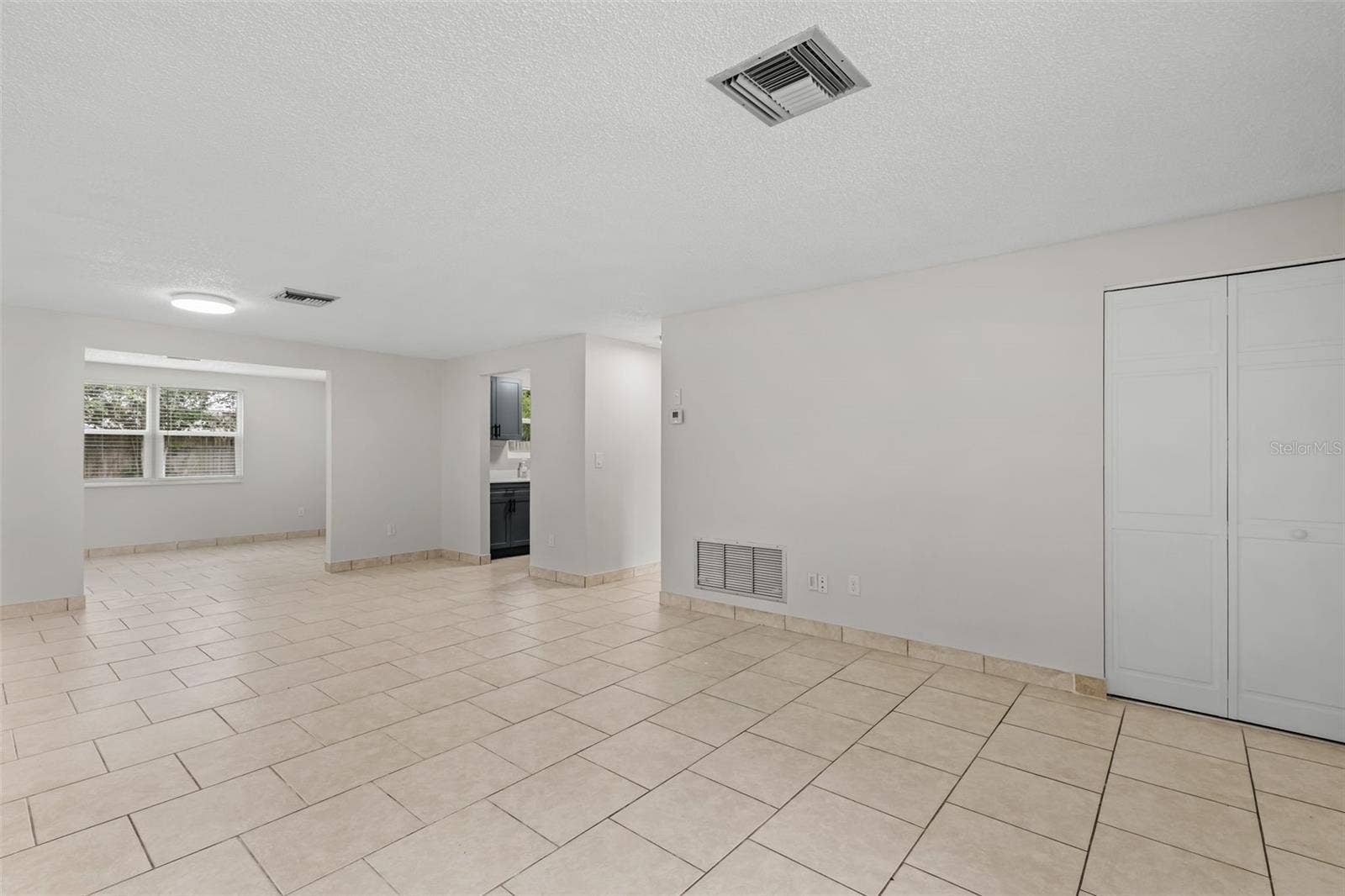 2550 LAWLER LANE, Deltona, FL 32738