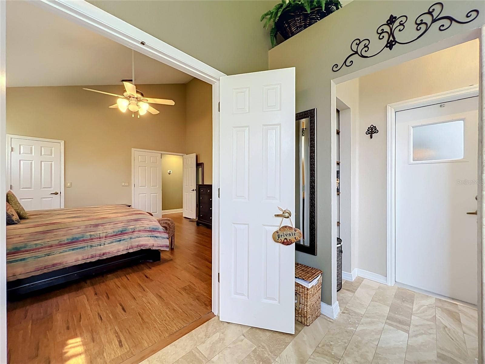 14006 LAKE UNDERHILL ROAD, Orlando, FL 32828