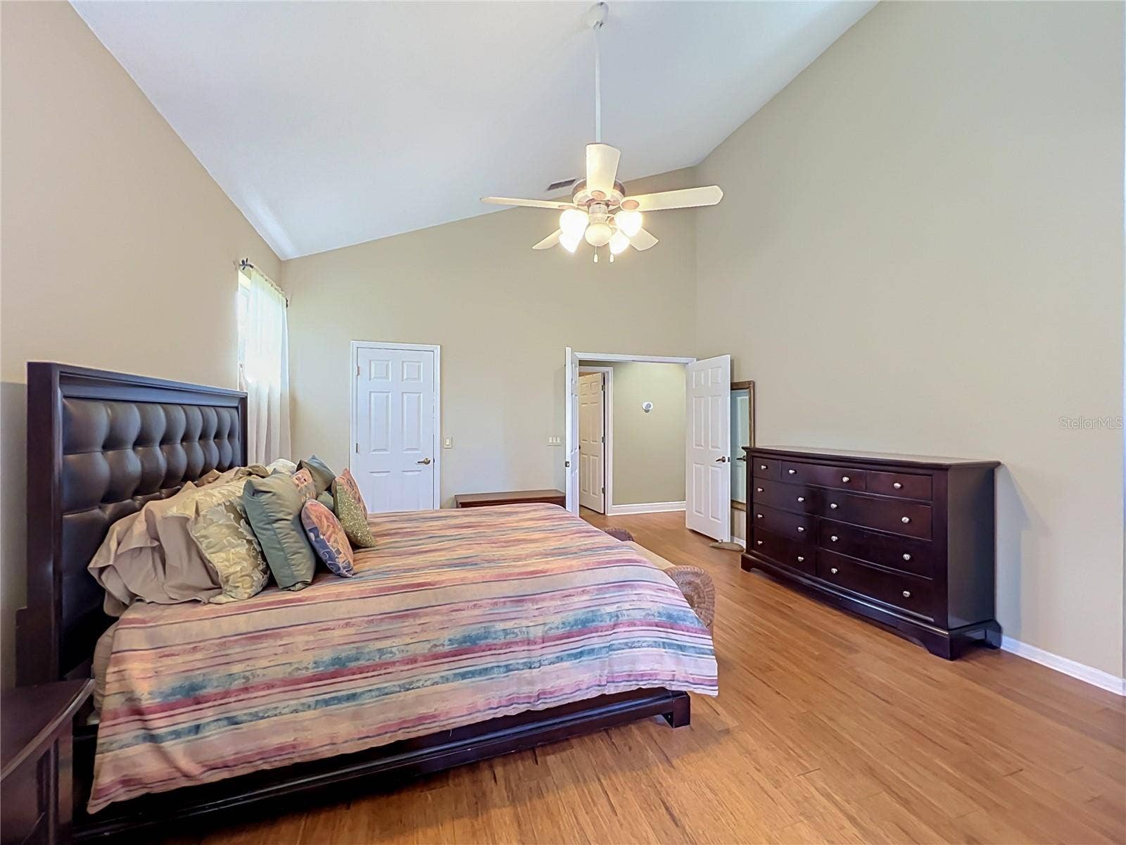 14006 LAKE UNDERHILL ROAD, Orlando, FL 32828