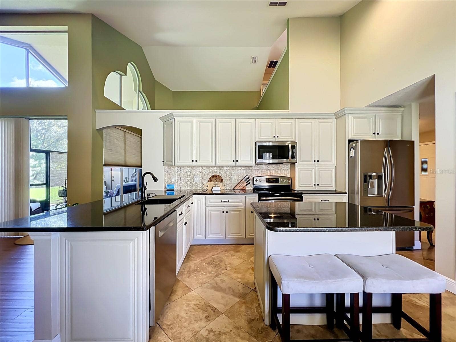 14006 LAKE UNDERHILL ROAD, Orlando, FL 32828