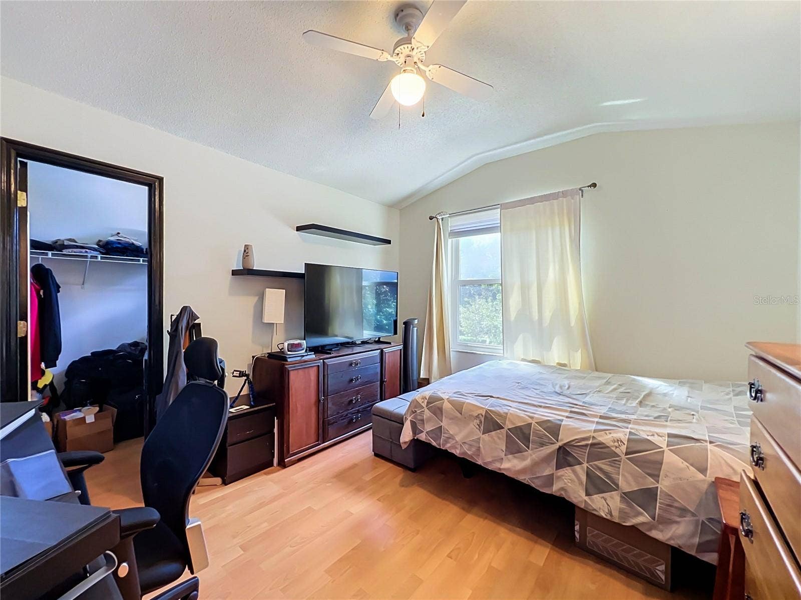 14006 LAKE UNDERHILL ROAD, Orlando, FL 32828
