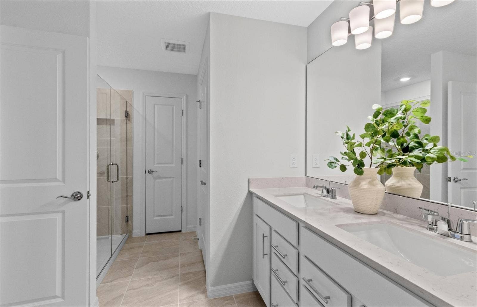 Model Home Design Only. Pictures and furnishings are for illustrative purposes only. Elevations, colors and options may vary. Furniture is for model home staging only.