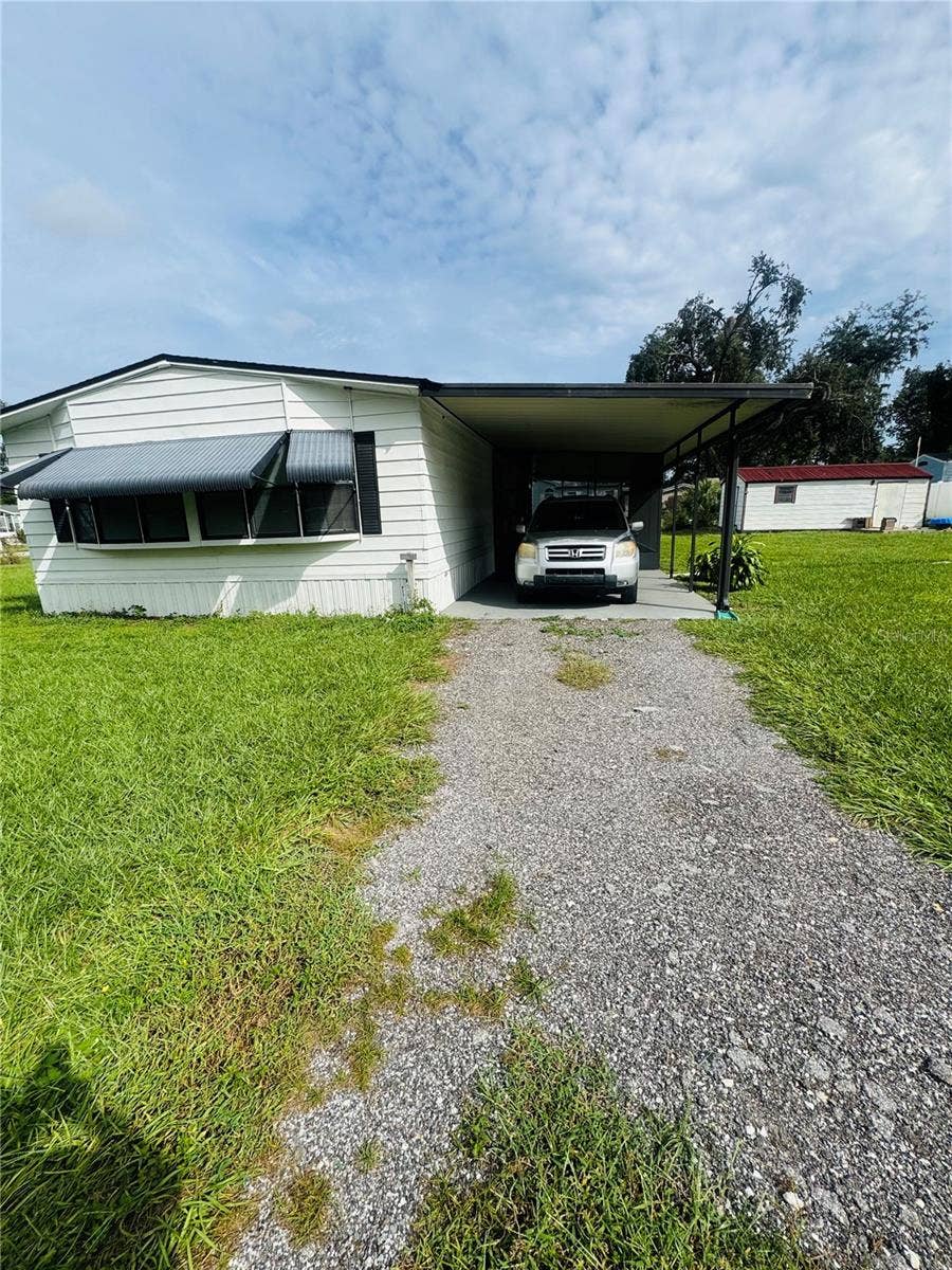 Property photo for 1013 LIANNE PLACE, Seffner, FL