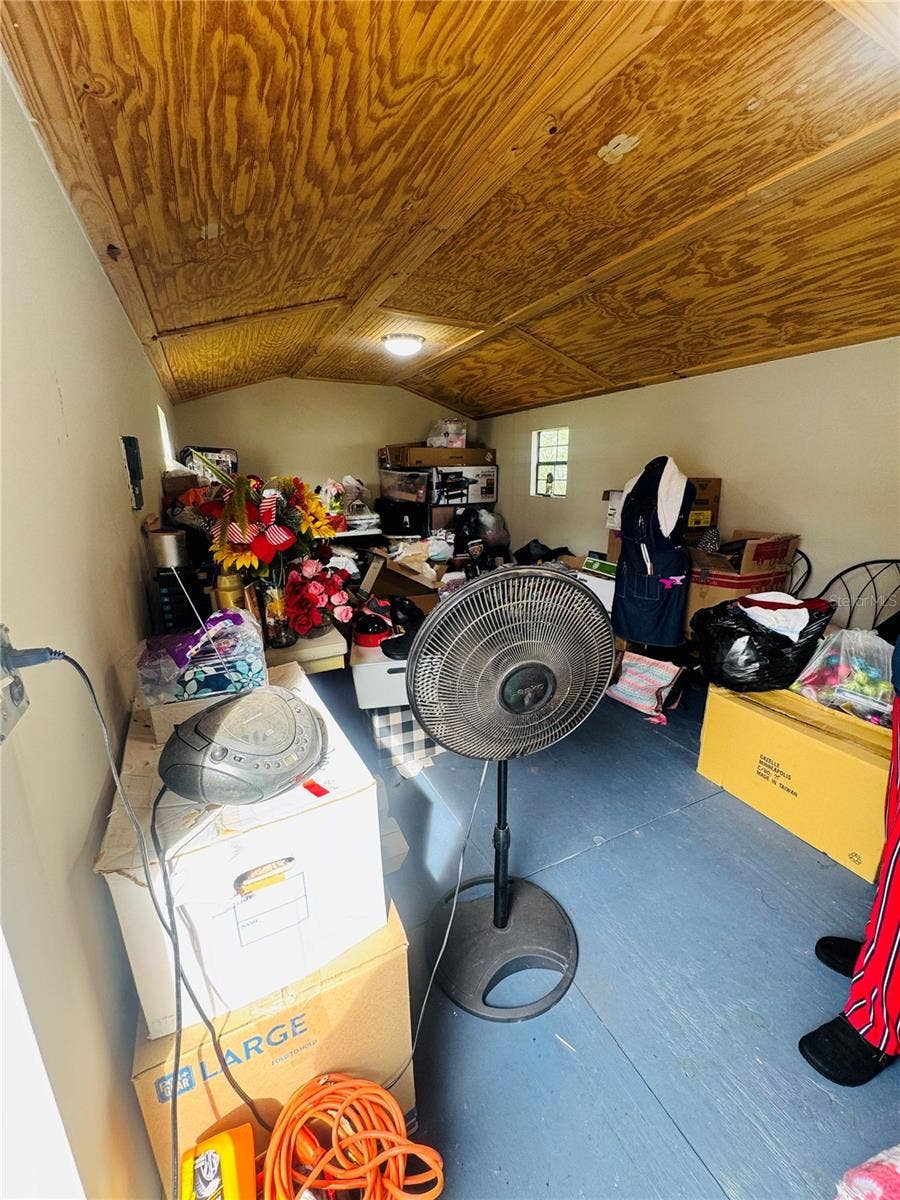 1013 LIANNE PLACE, Seffner, FL 33584 Shed