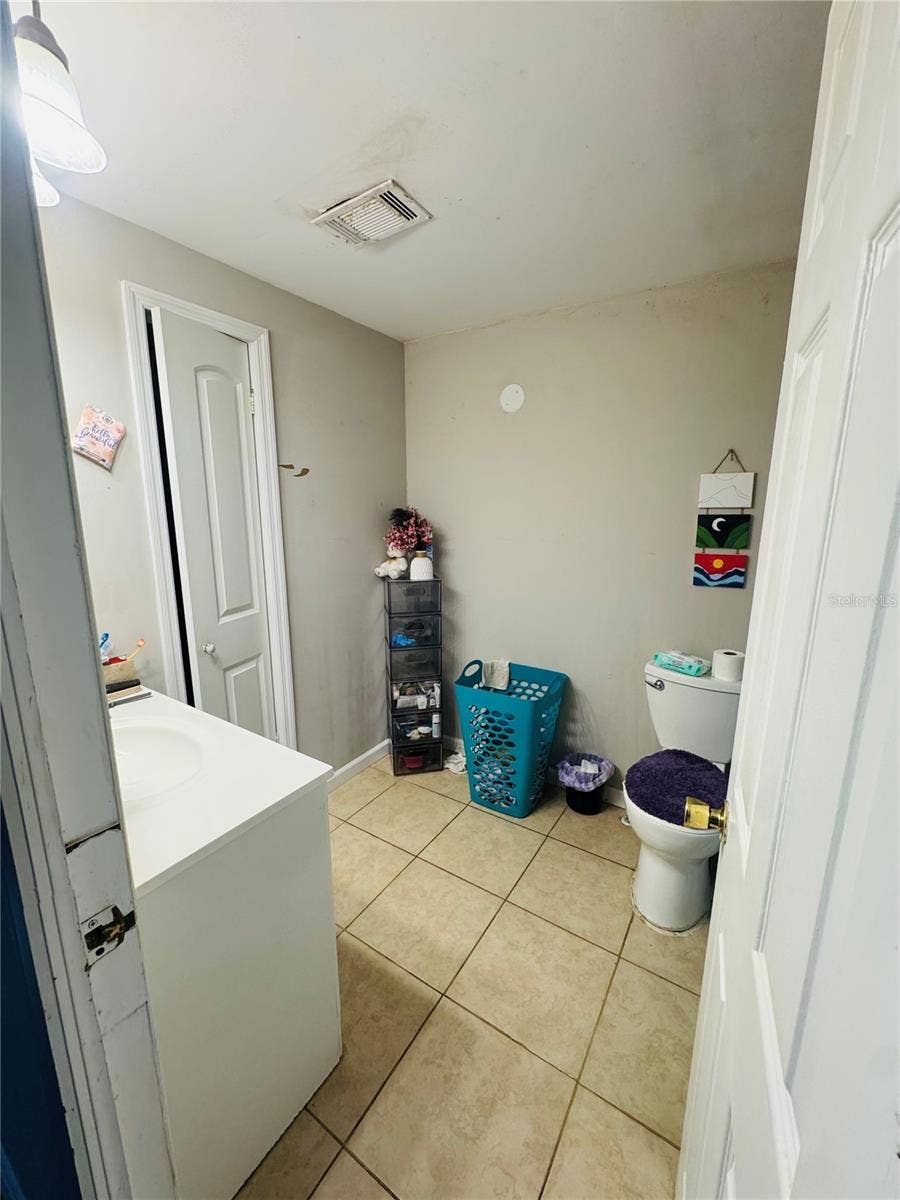 1013 LIANNE PLACE, Seffner, FL 33584 Bathroom 1