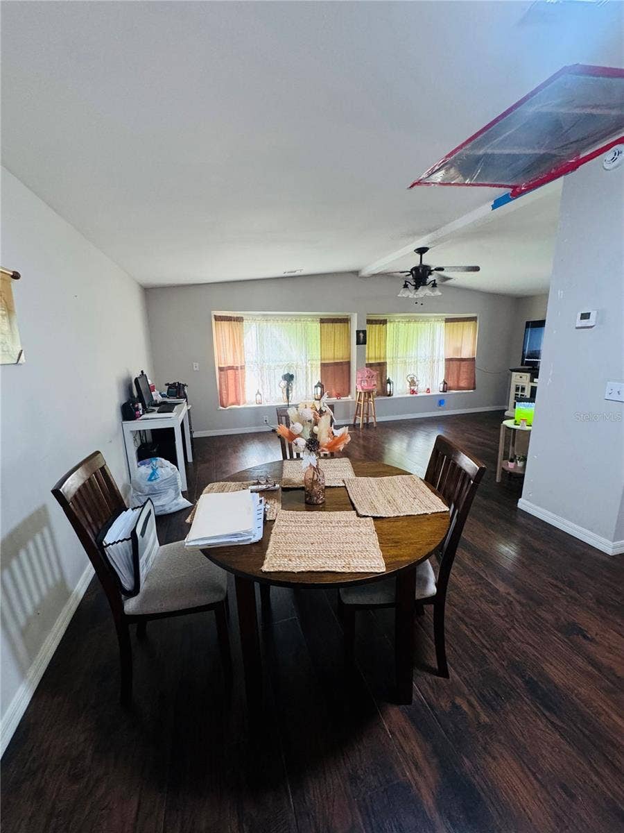 1013 LIANNE PLACE, Seffner, FL 33584 Kitchen/dining area