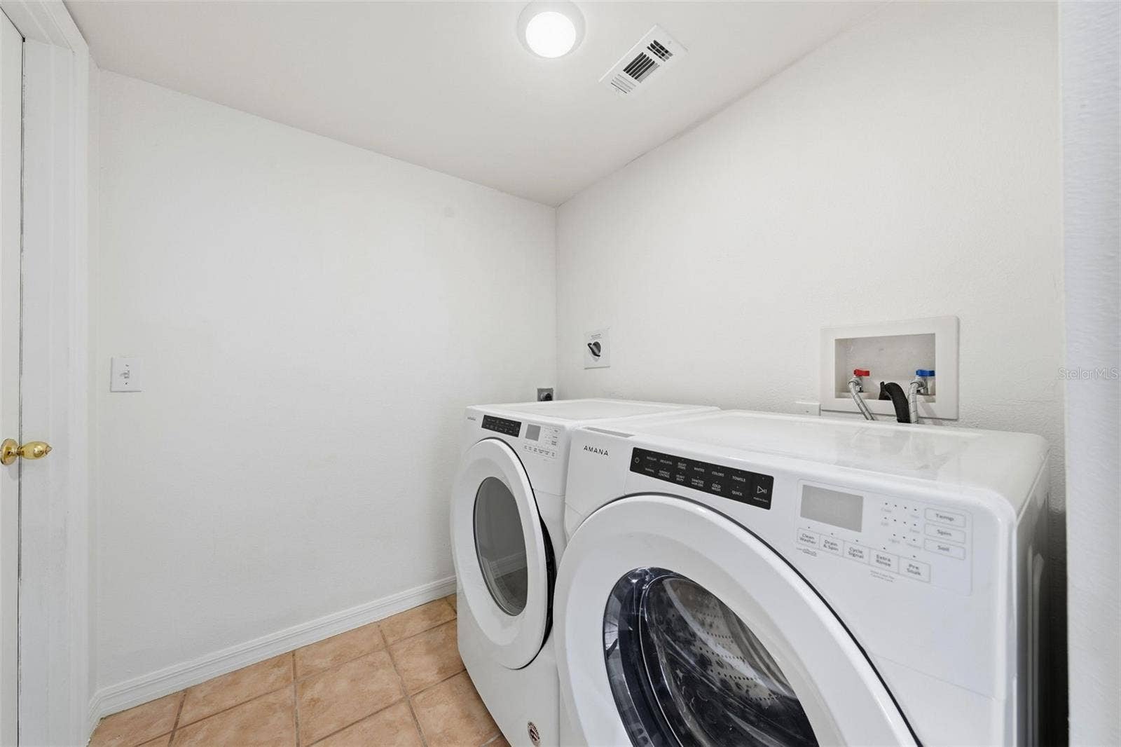 Inside Laundry