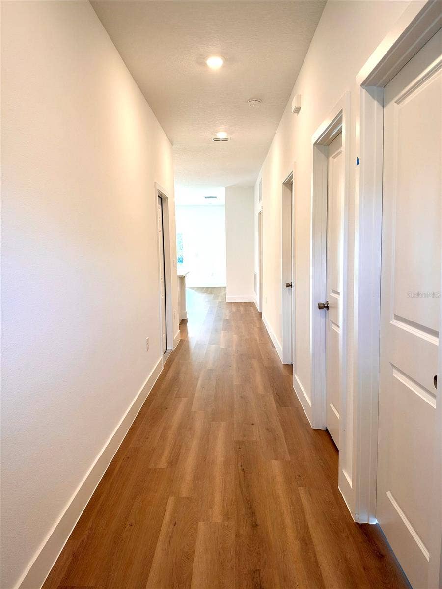 1205 AVENUE K, Haines City, FL 33844 Foyer