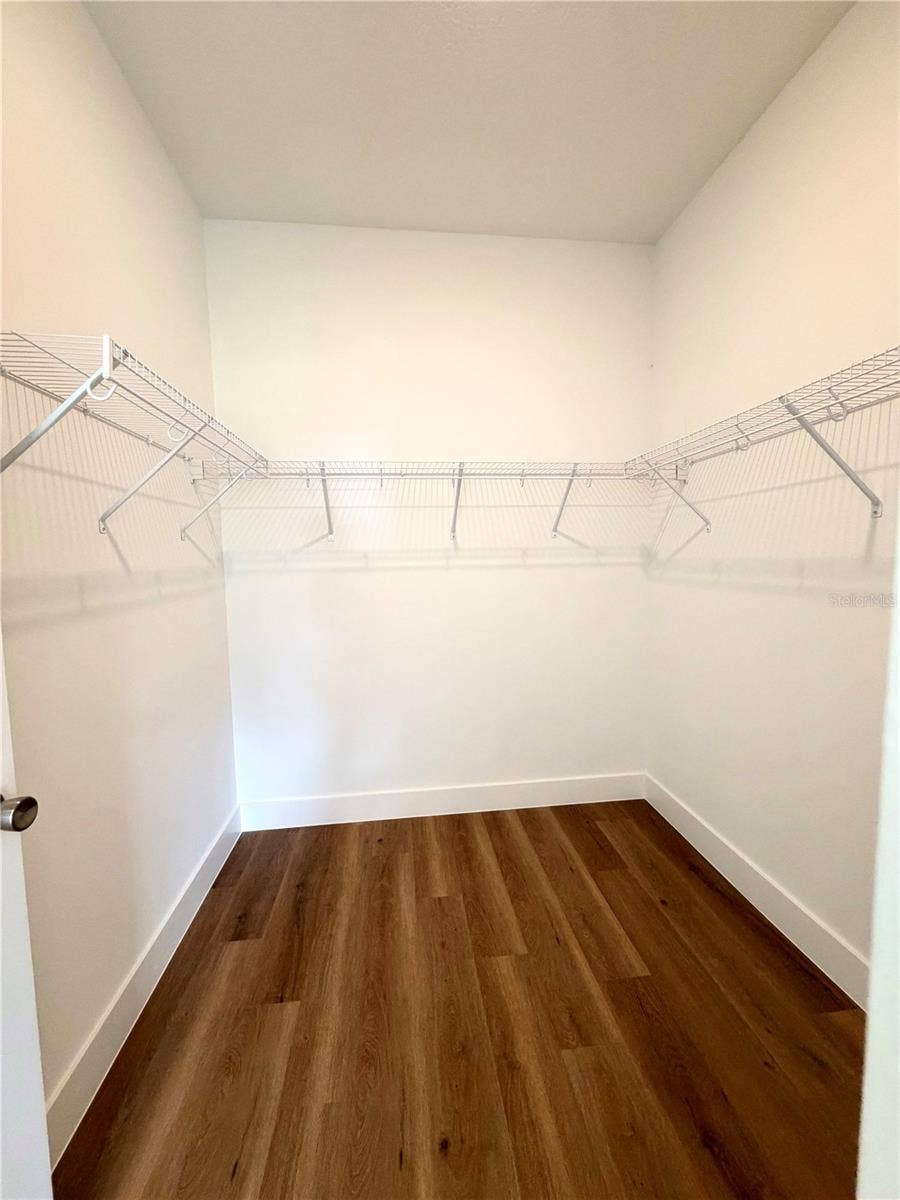 1205 AVENUE K, Haines City, FL 33844 Master Walking closet