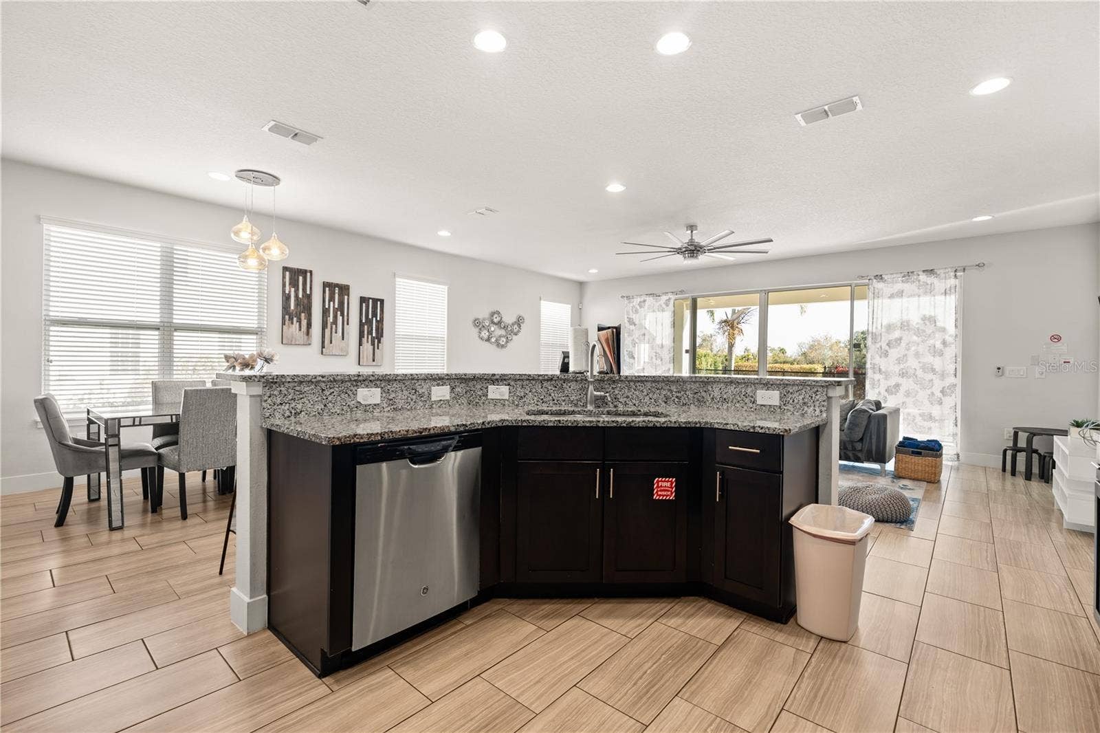 1113 CASTLE PINES COURT, Reunion, FL 34747 1113 CASTLE PINES COURT, Reunion, FL 34747