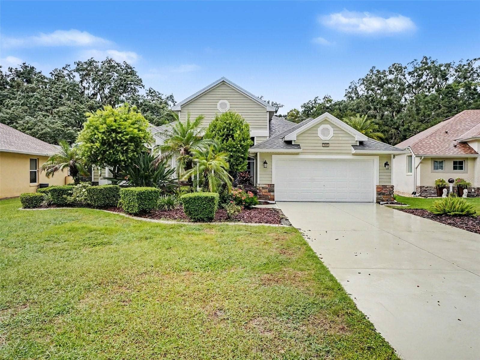 8045 WATERBURY WAY, Mount Dora, FL 32757