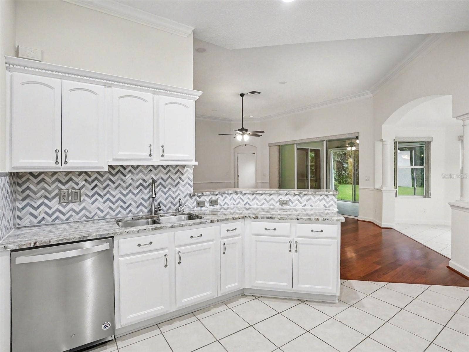8045 WATERBURY WAY, Mount Dora, FL 32757