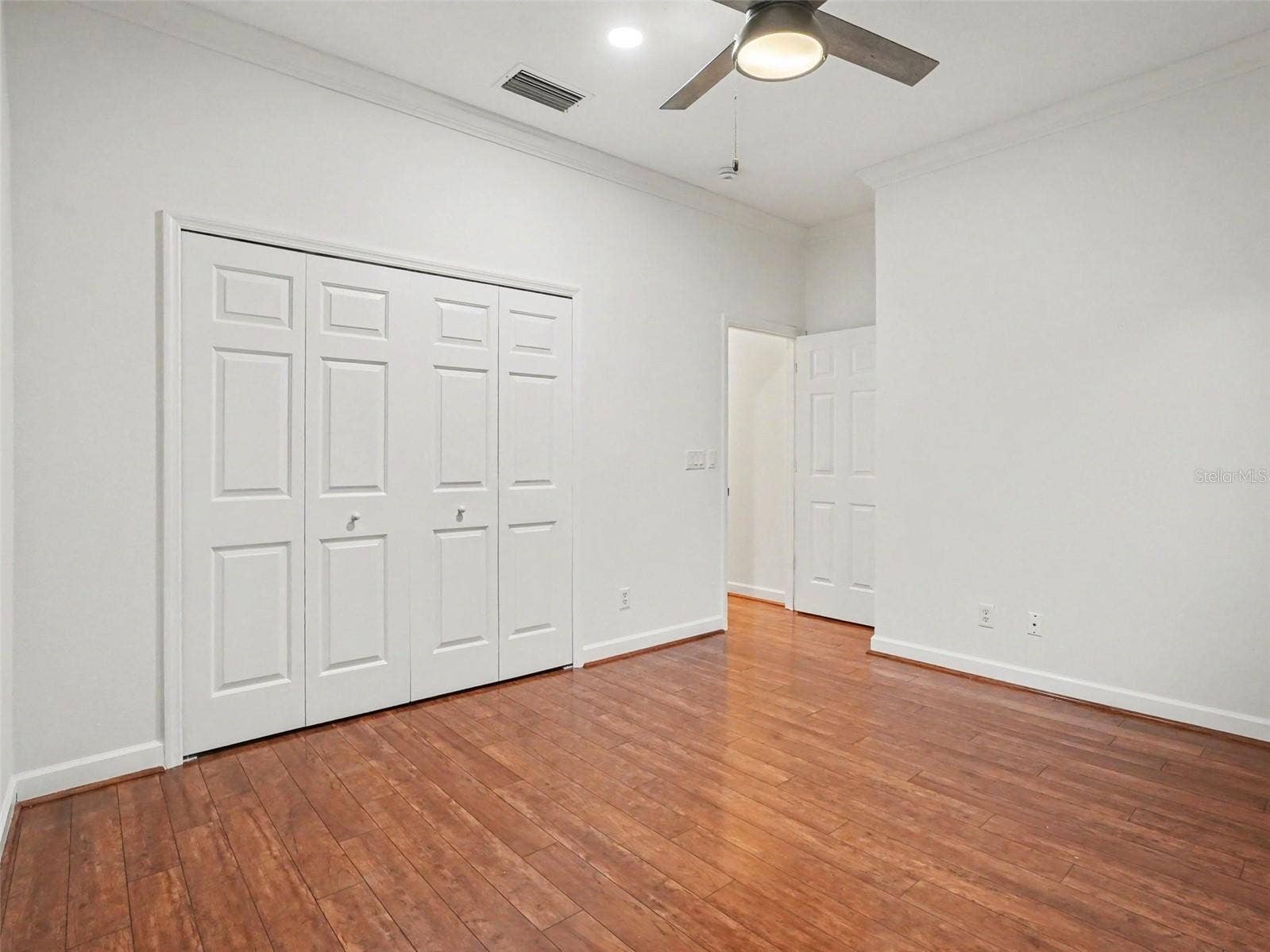 8045 WATERBURY WAY, Mount Dora, FL 32757