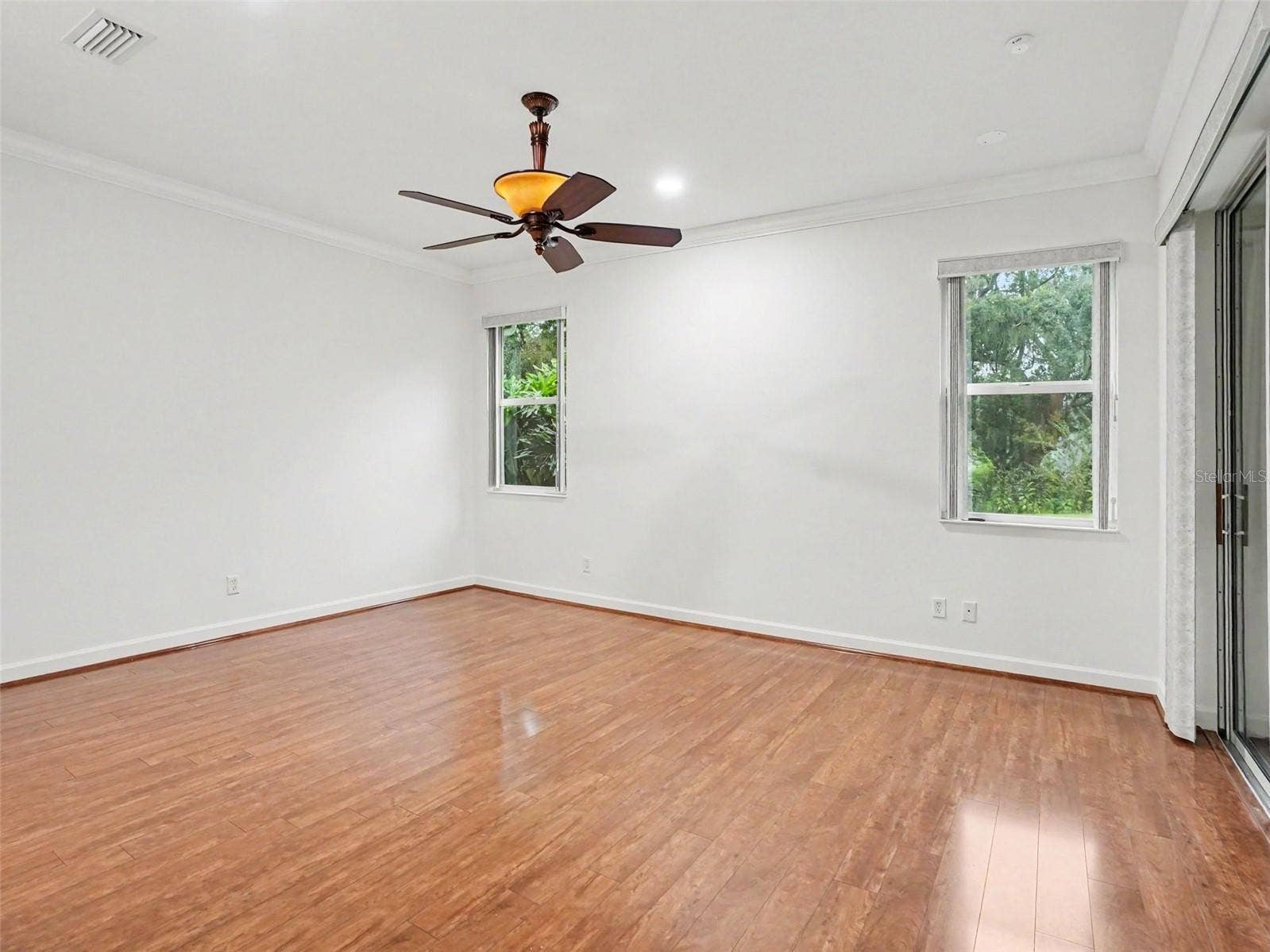 8045 WATERBURY WAY, Mount Dora, FL 32757
