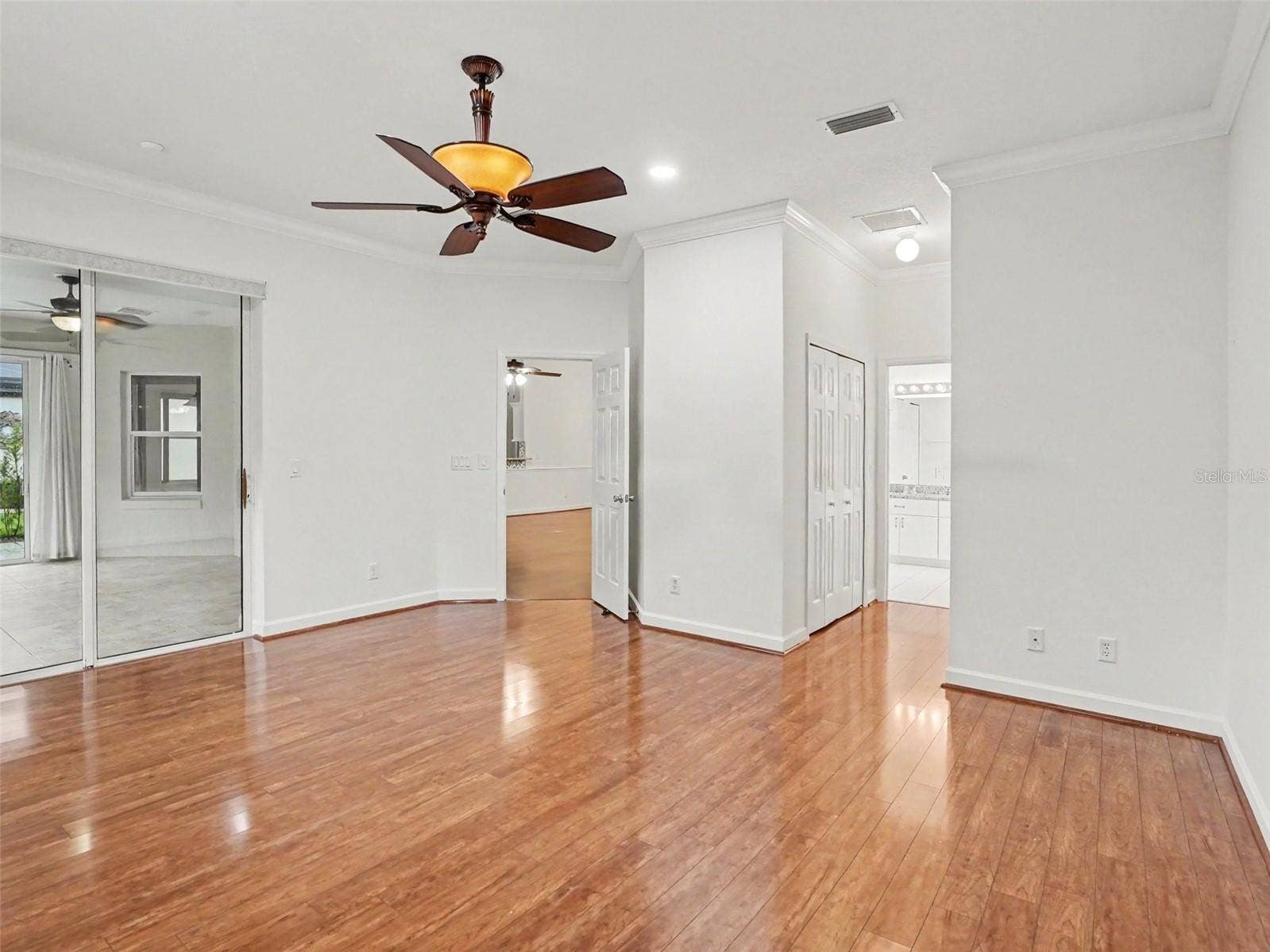 8045 WATERBURY WAY, Mount Dora, FL 32757