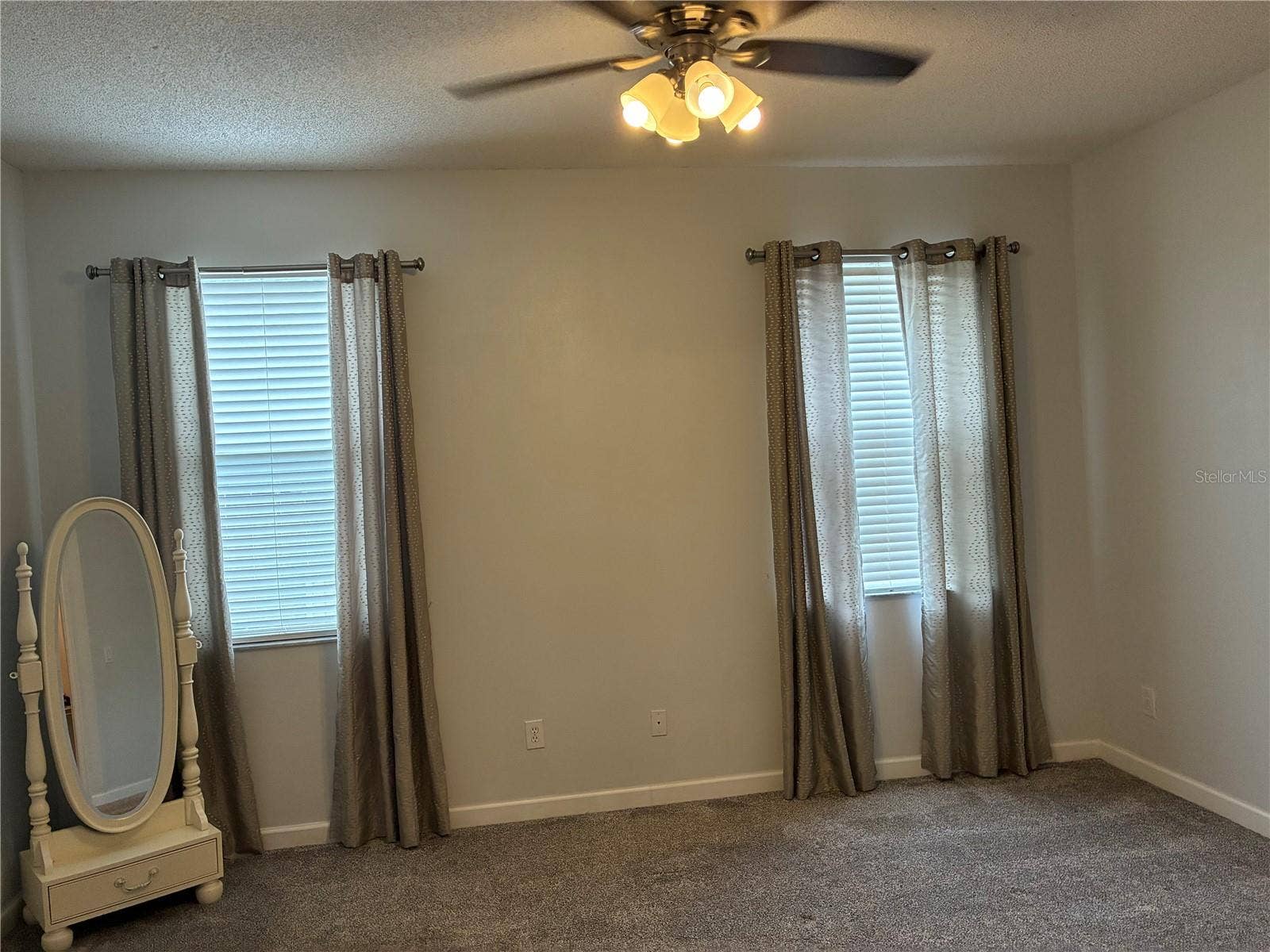 14212 SUNRIVER AVENUE, Orlando, FL 32828 Master bed