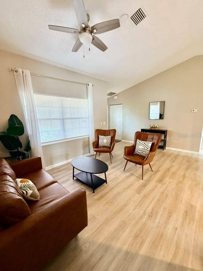 29 FERBER LANE, Palm Coast, FL 32137 29 FERBER LANE, Palm Coast, FL 32137