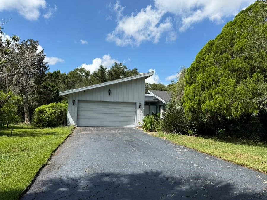 Property photo for 107 CANTERBURY DRIVE, Haines City, FL