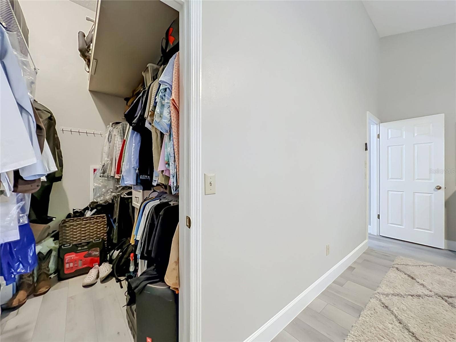 1275 SAINT TROPEZ CIRCLE, #1275, Orlando, FL 32806 Primary Large Walk in closet