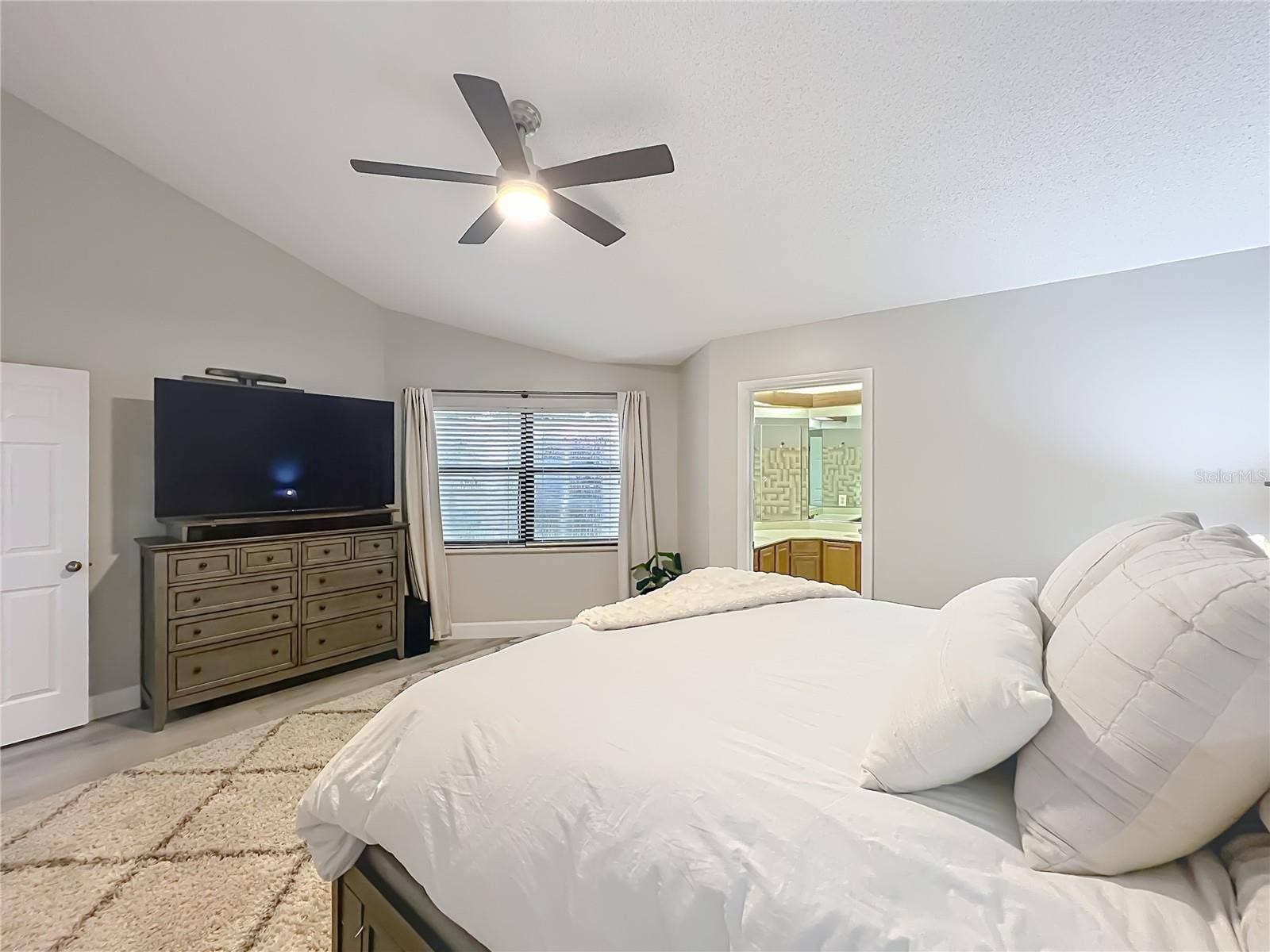 1275 SAINT TROPEZ CIRCLE, #1275, Orlando, FL 32806 Primary Bedroom