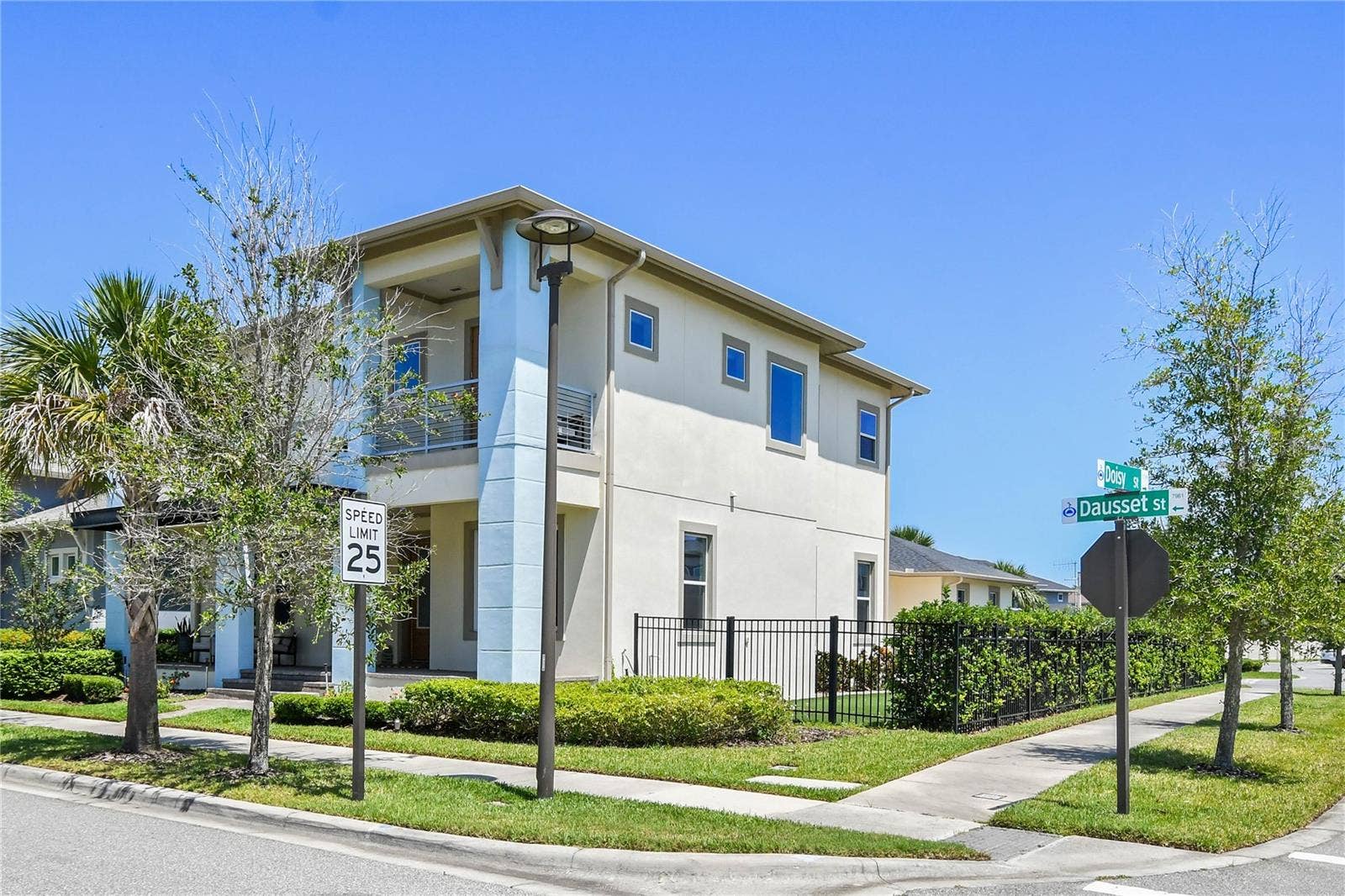 7933 DAUSSET STREET, Orlando, FL 32827