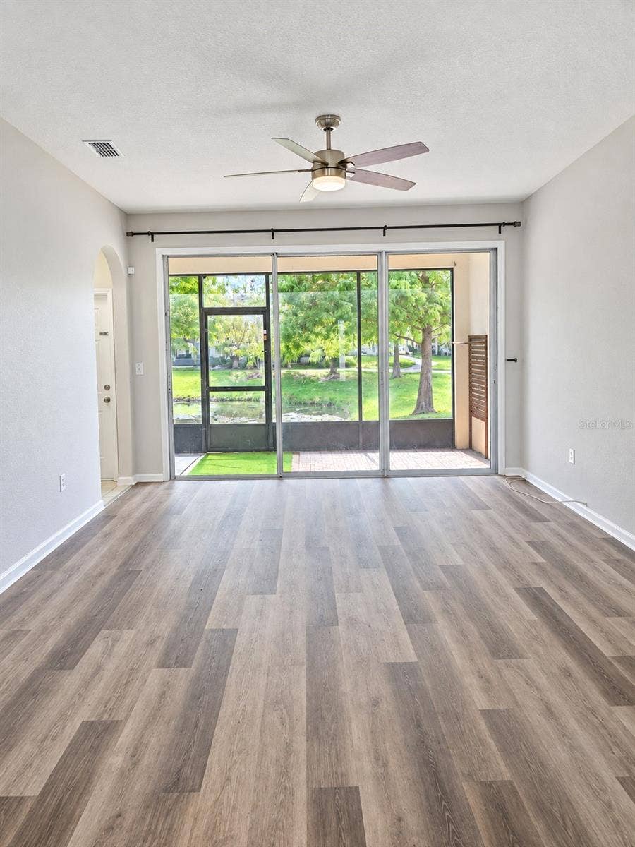 4996 TOWN TERRACE N, Kissimmee, FL 34758 Living & dinning room
