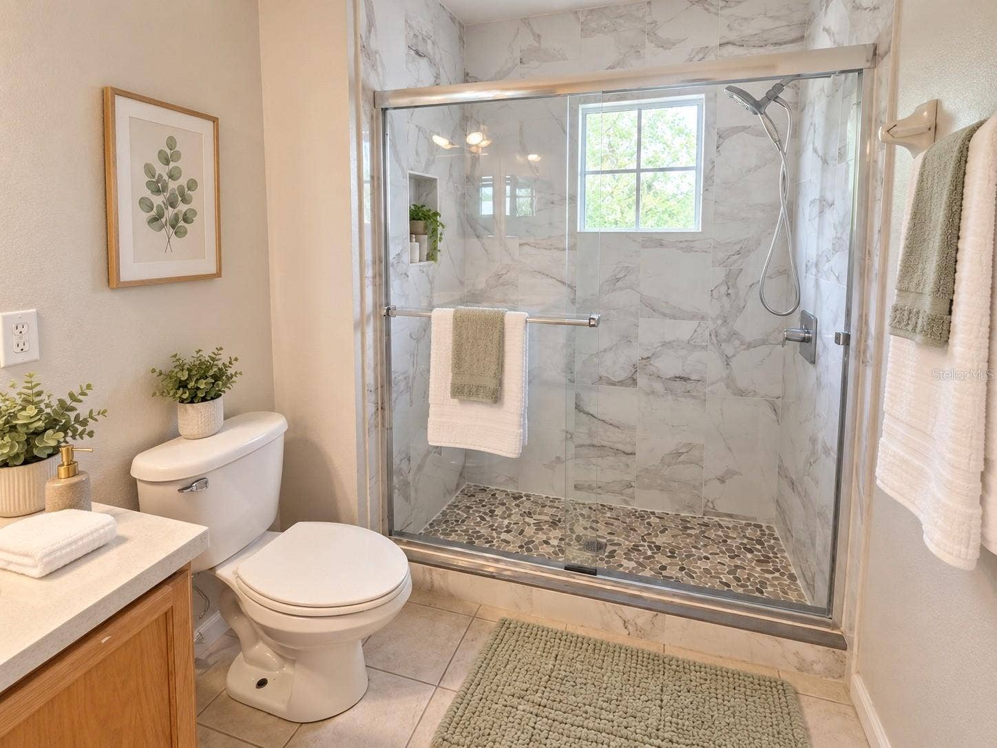 4996 TOWN TERRACE N, Kissimmee, FL 34758 Master bathroom virtual staging