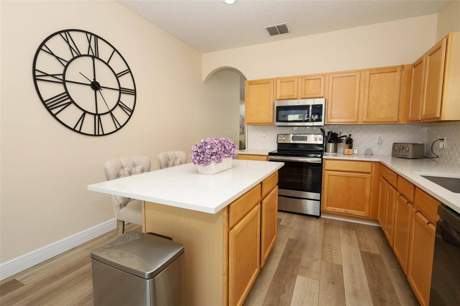 284 CLYDESDALE CIRCLE, Sanford, FL 32773