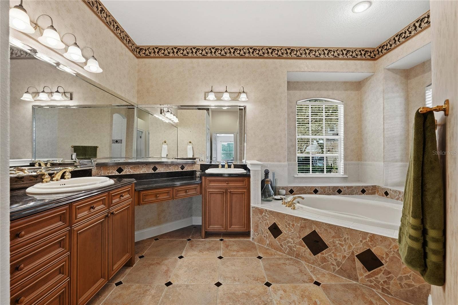2009 WESTOVER RESERVE BOULEVARD, Windermere, FL 34786 2009 WESTOVER RESERVE BOULEVARD, Windermere, FL 34786