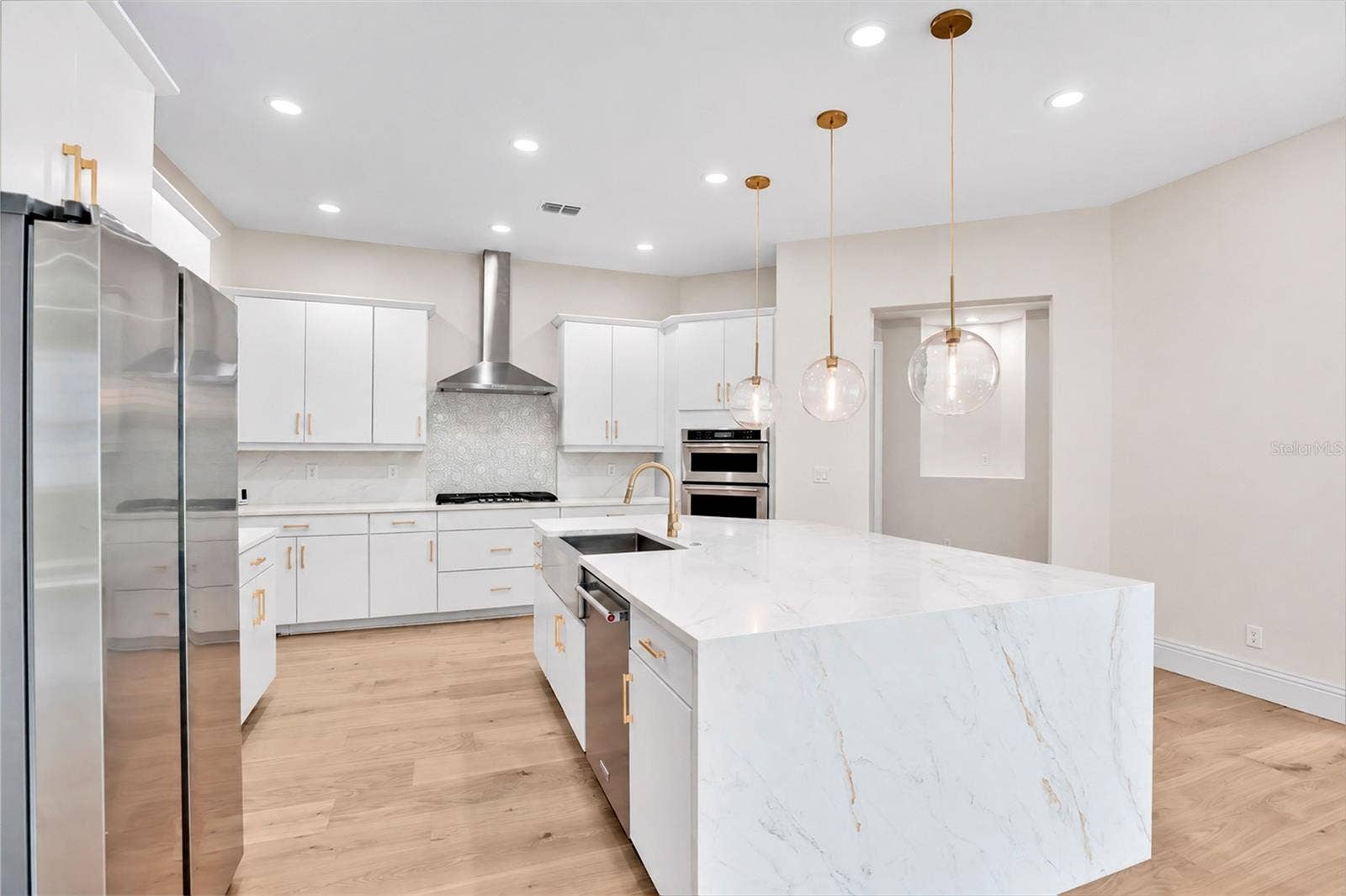 228 STANTON ESTATES CIRCLE, Winter Garden, FL 34787 228 STANTON ESTATES CIRCLE, Winter Garden, FL 34787