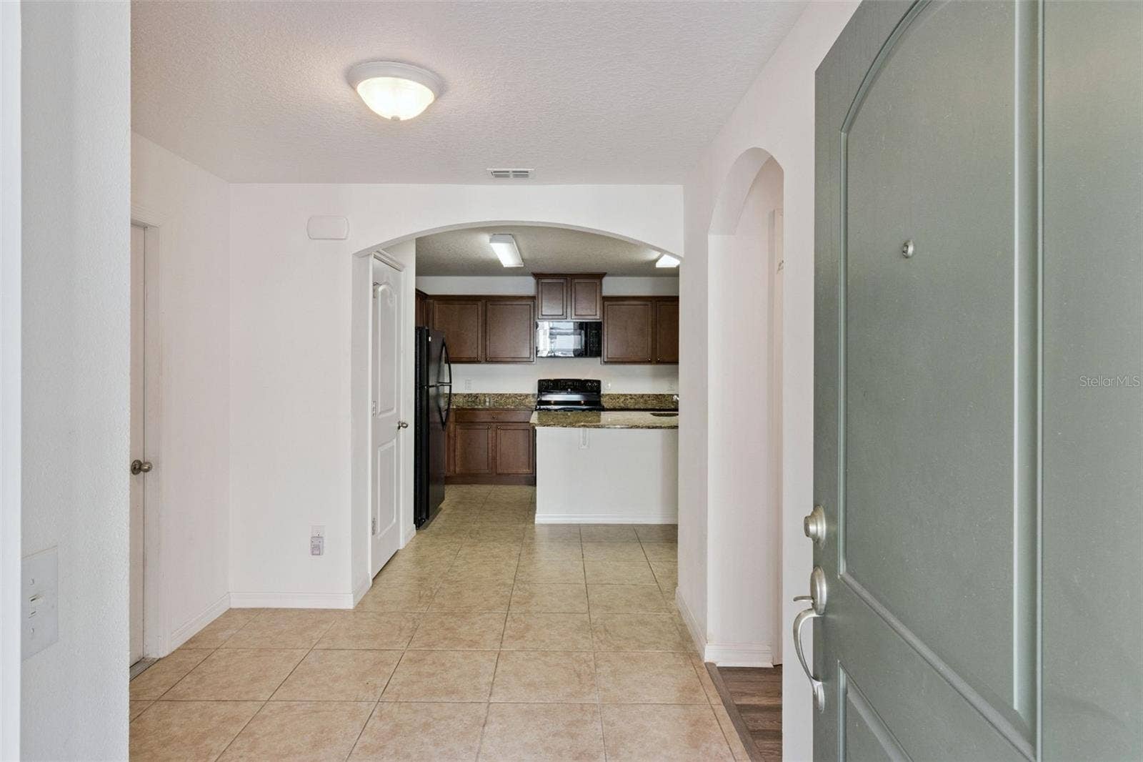 5771 LACAR WAY, Lakeland, FL 33805 entrance