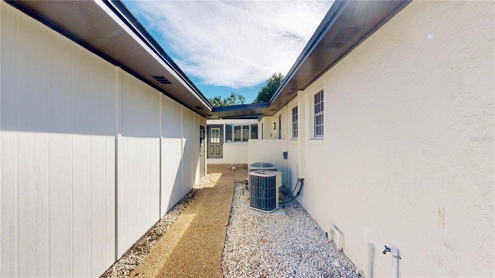 9601 AMBLESIDE DRIVE, Windermere, FL 34786