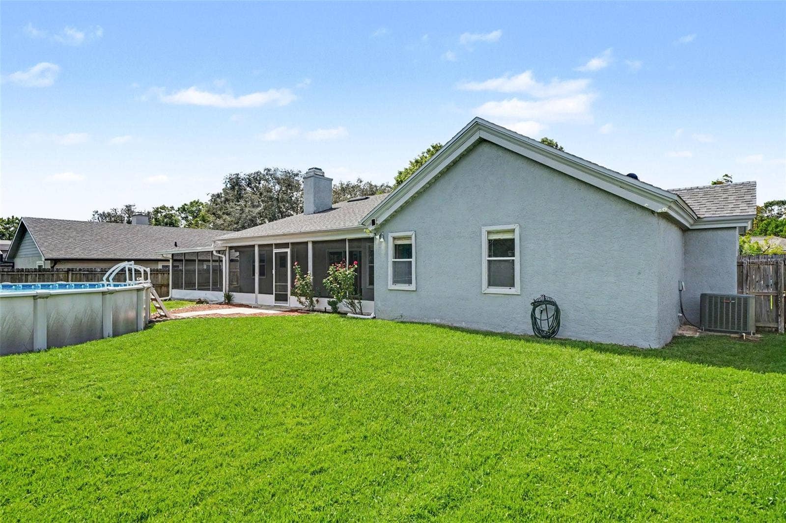 725 WAYWOOD AVENUE, Orlando, FL 32825 725 WAYWOOD AVENUE, Orlando, FL 32825