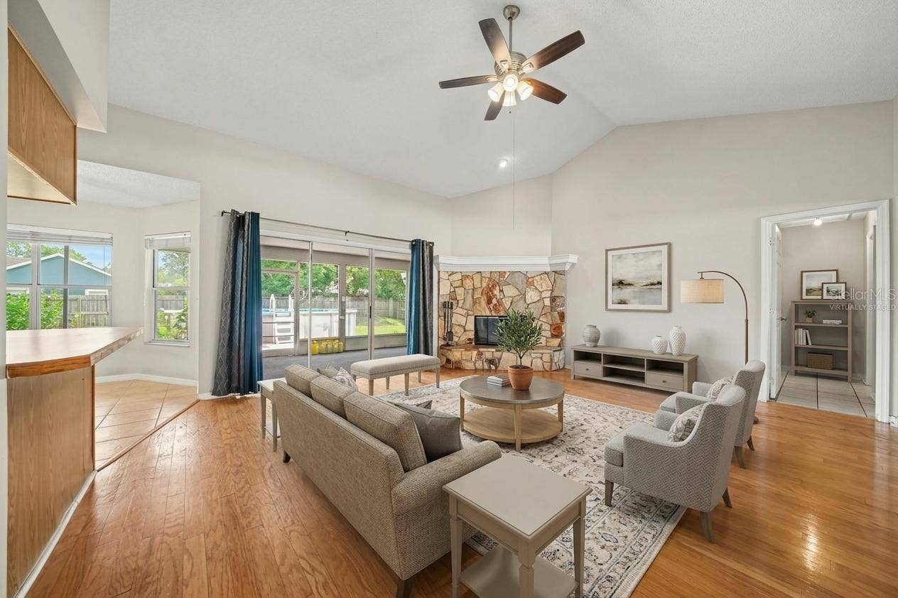 725 WAYWOOD AVENUE, Orlando, FL 32825 Virtually staged.