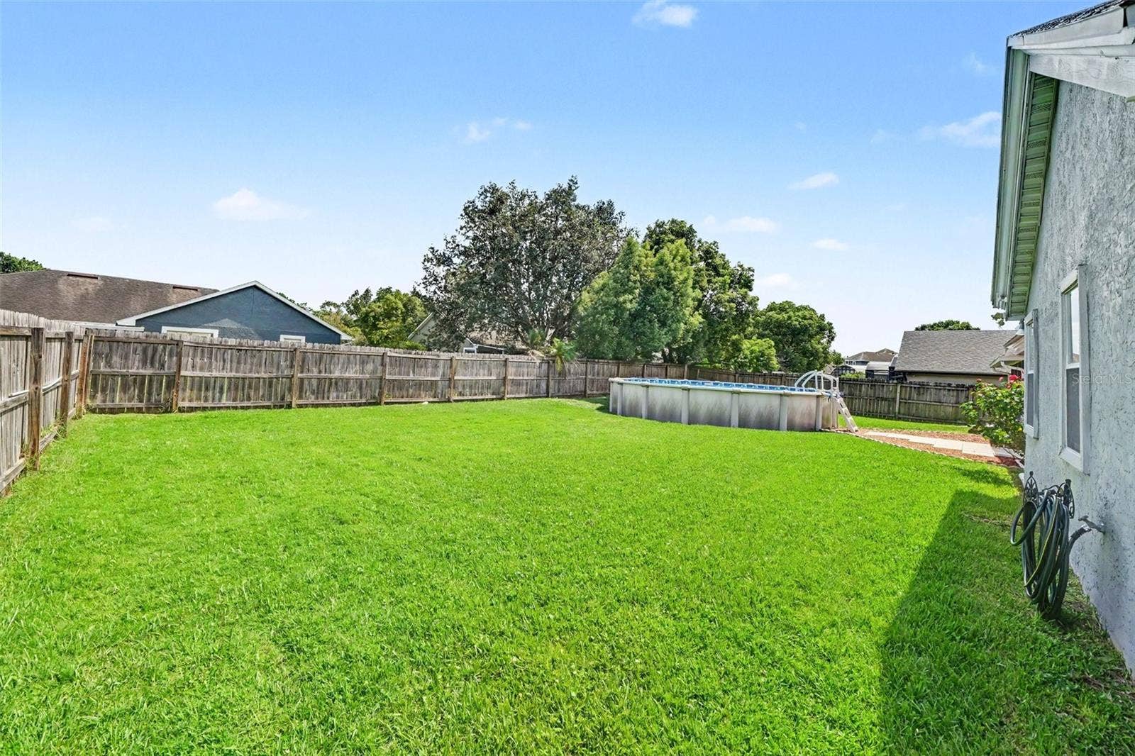 725 WAYWOOD AVENUE, Orlando, FL 32825 725 WAYWOOD AVENUE, Orlando, FL 32825