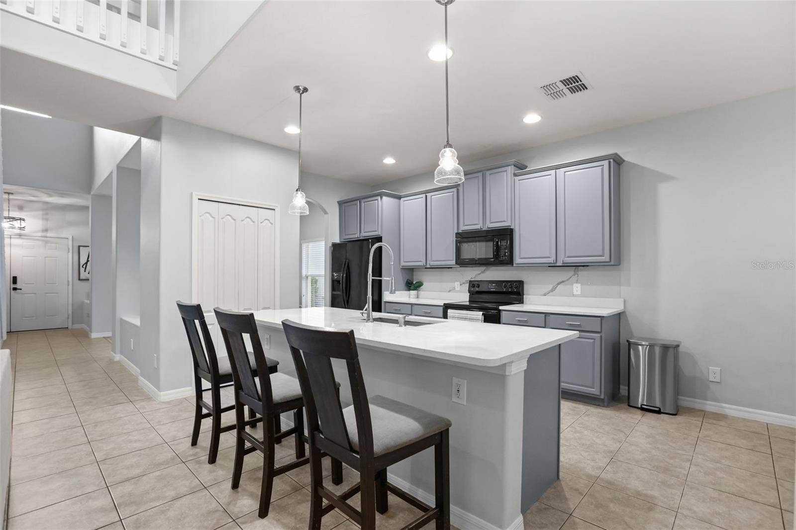 9117 OAK COMMONS WAY, Orlando, FL 32832