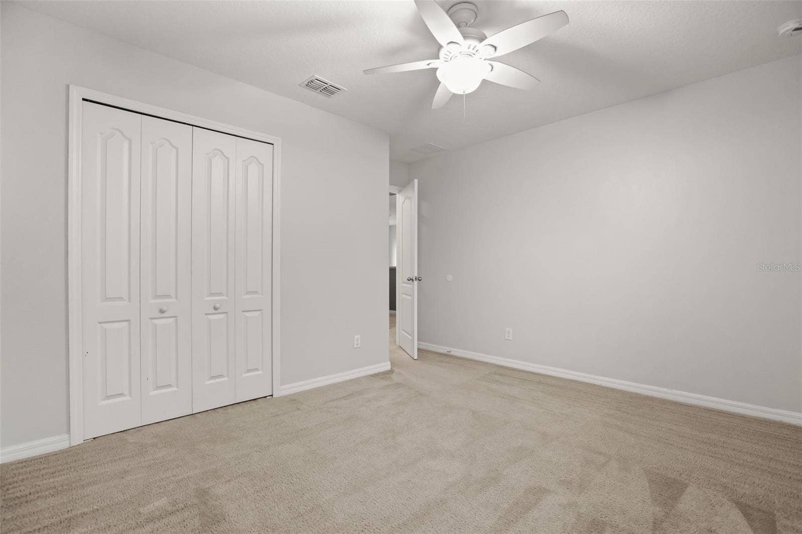 9117 OAK COMMONS WAY, Orlando, FL 32832