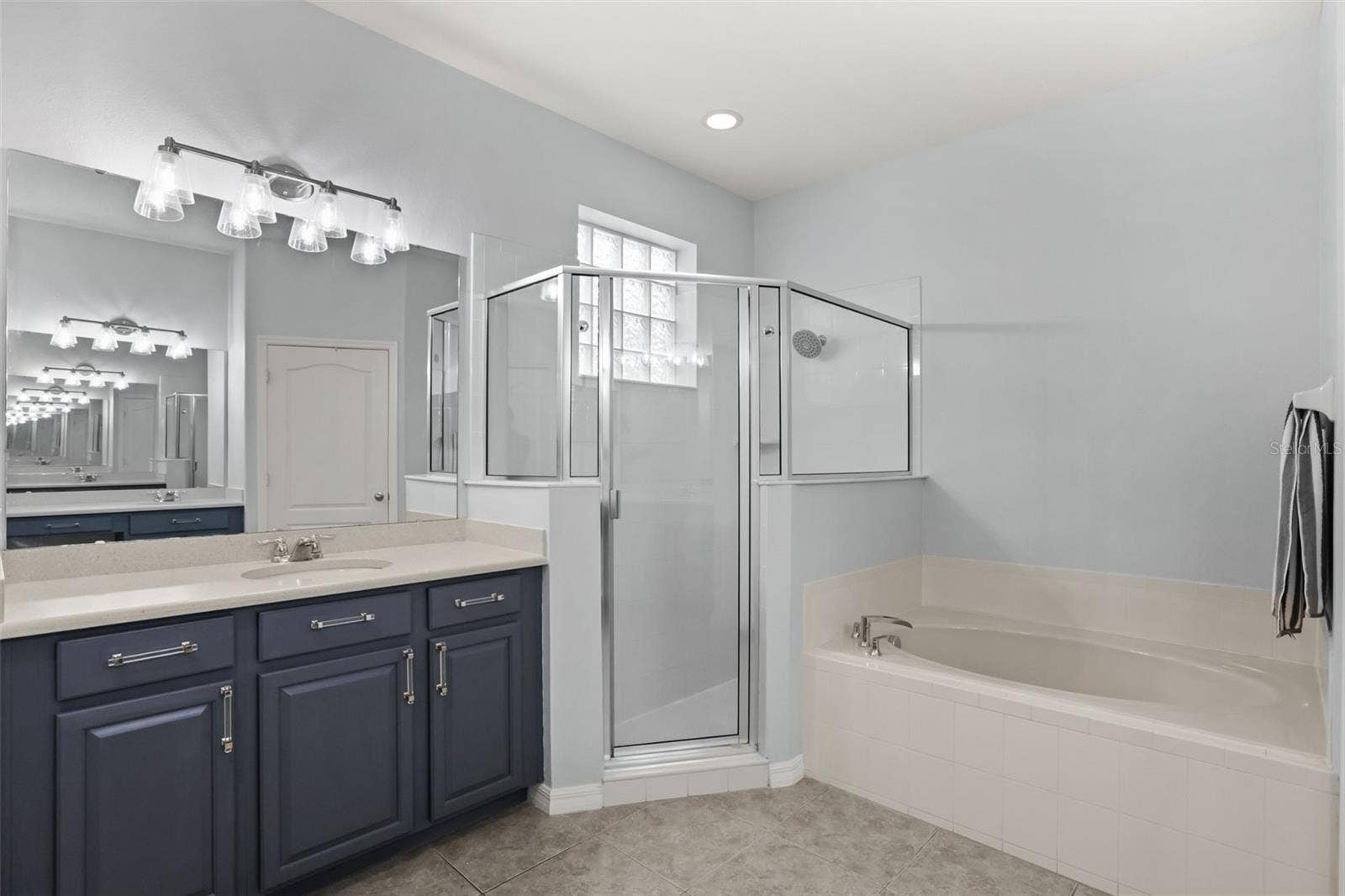 9117 OAK COMMONS WAY, Orlando, FL 32832