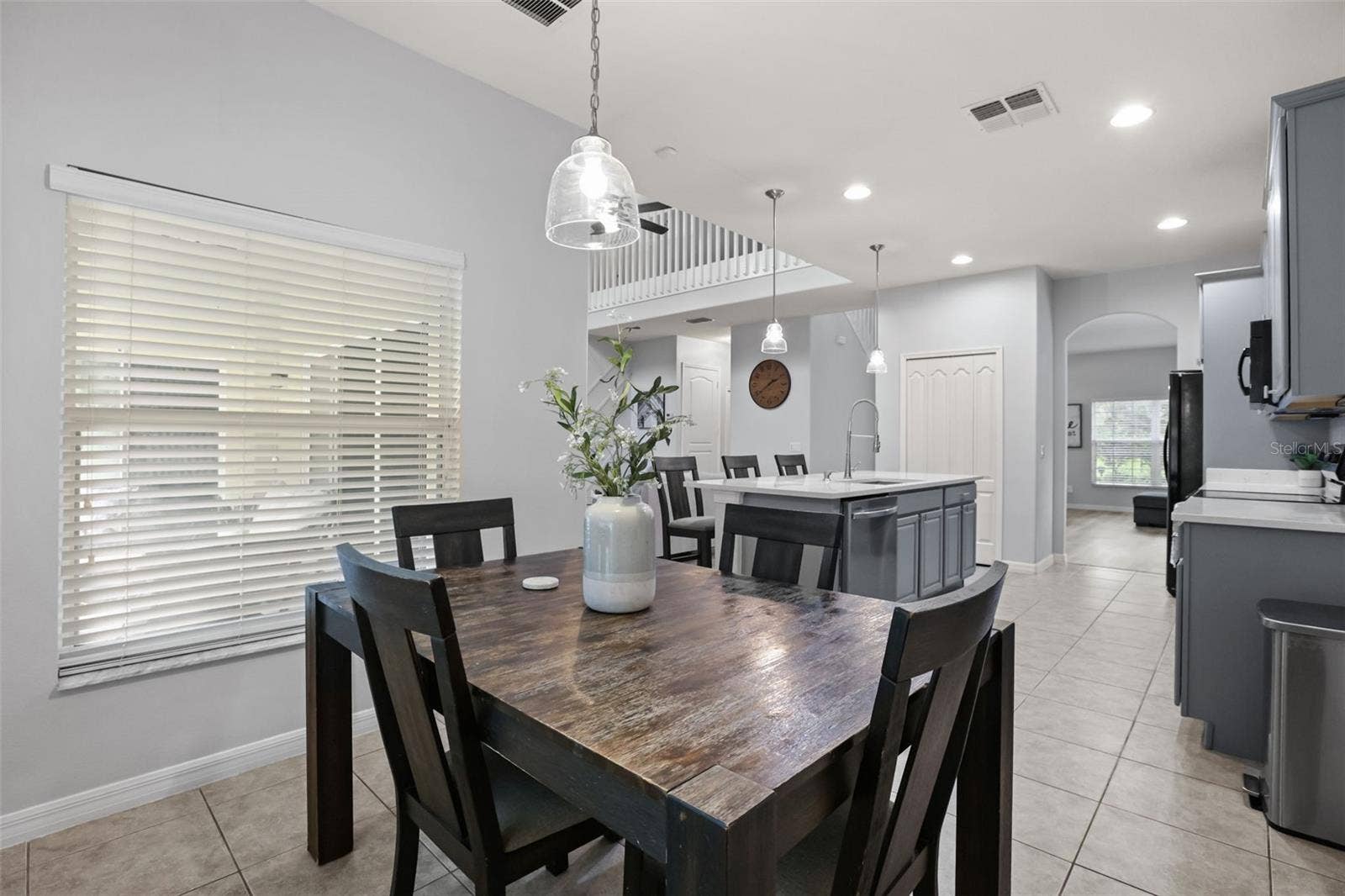 9117 OAK COMMONS WAY, Orlando, FL 32832