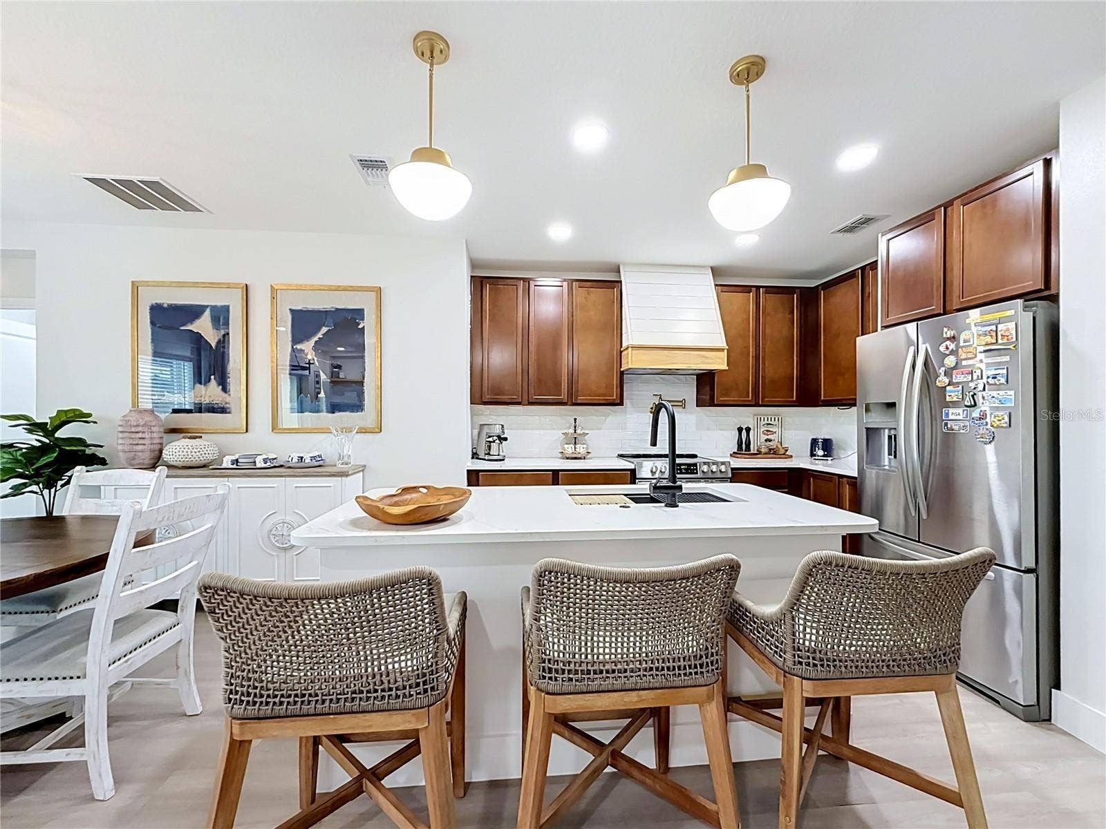 23648 COMPANERO DRIVE, Sorrento, FL 32776