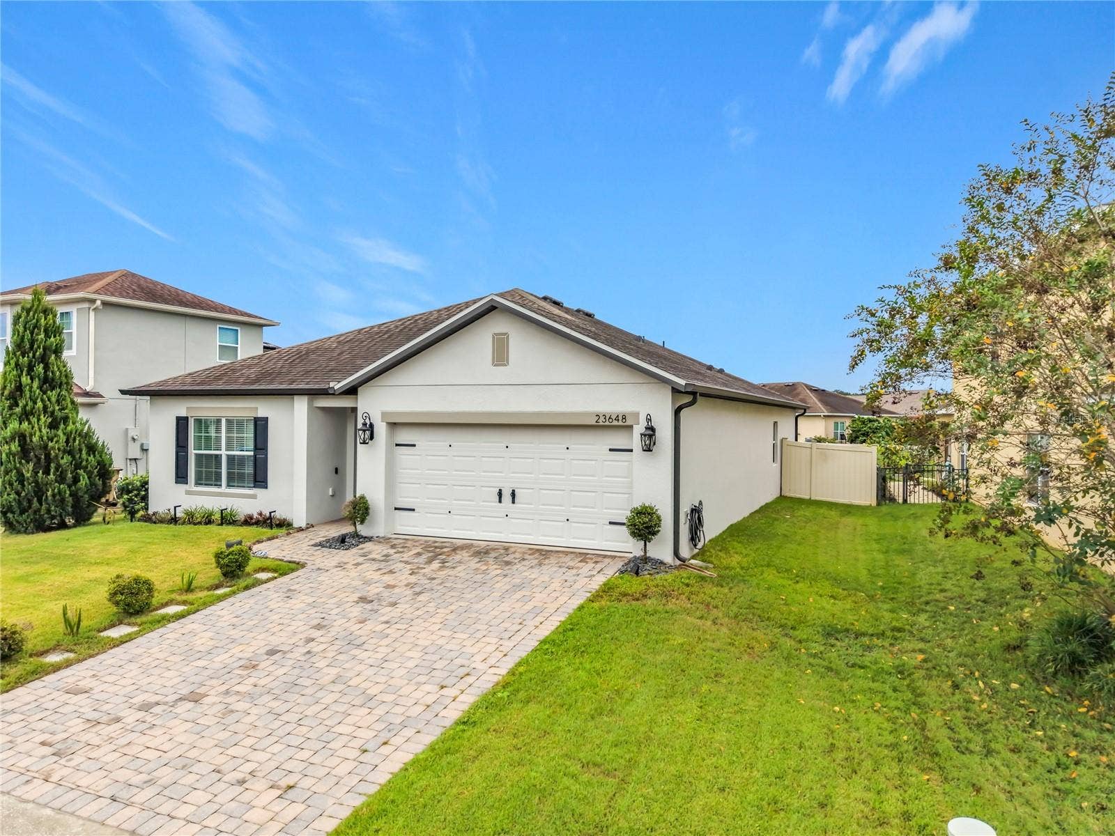 23648 COMPANERO DRIVE, Sorrento, FL 32776