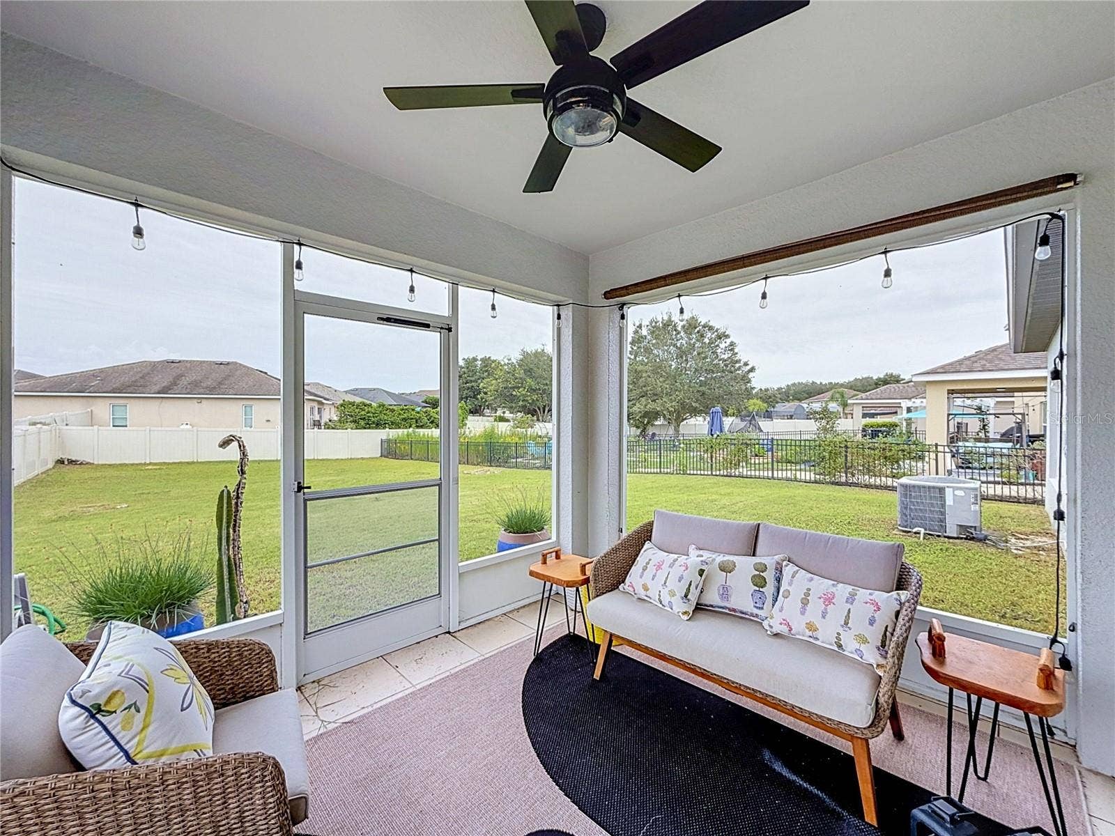 23648 COMPANERO DRIVE, Sorrento, FL 32776