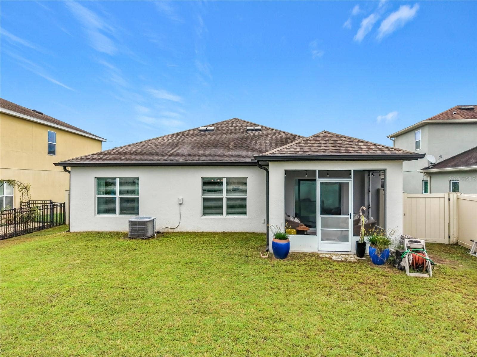 23648 COMPANERO DRIVE, Sorrento, FL 32776